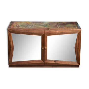 Armoire cubiste avec porte vitrée en noyer
