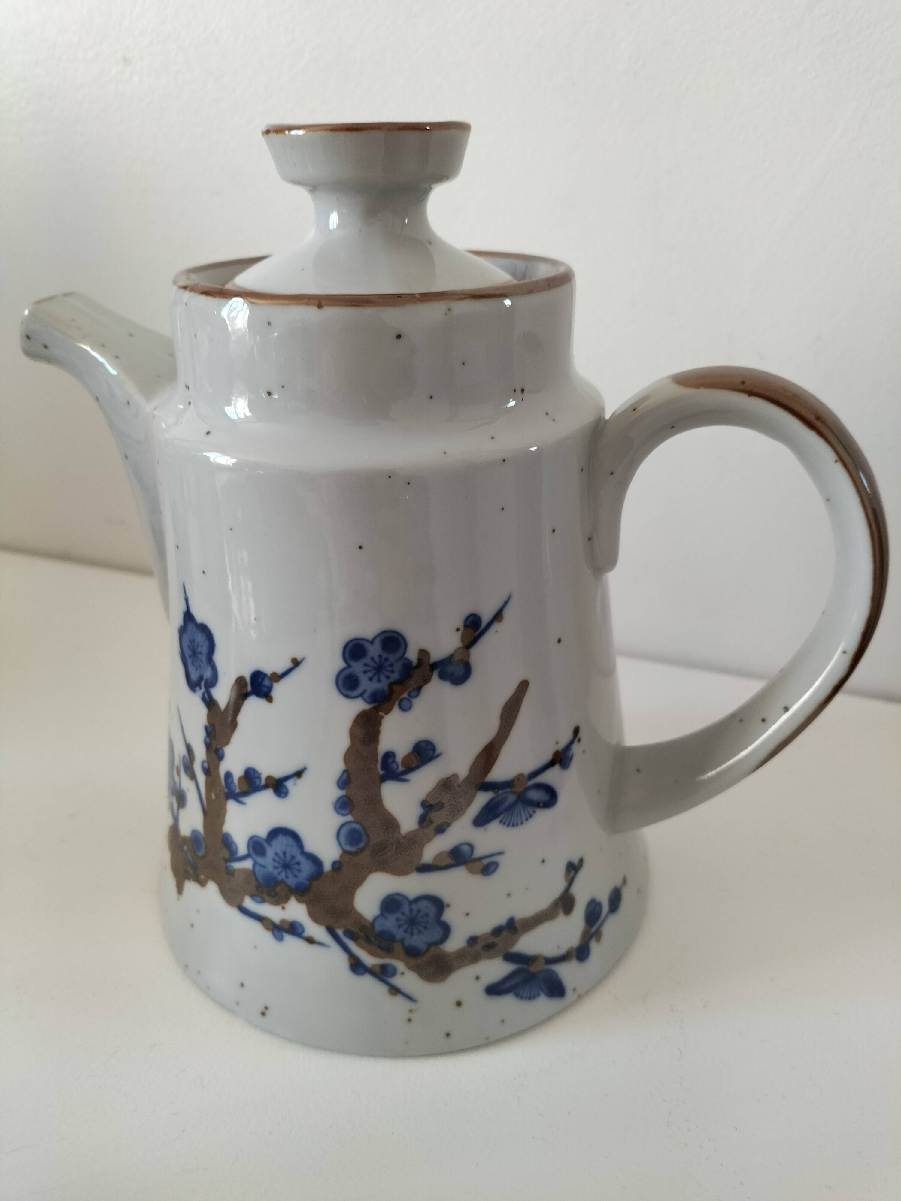 Stoneware coffee service