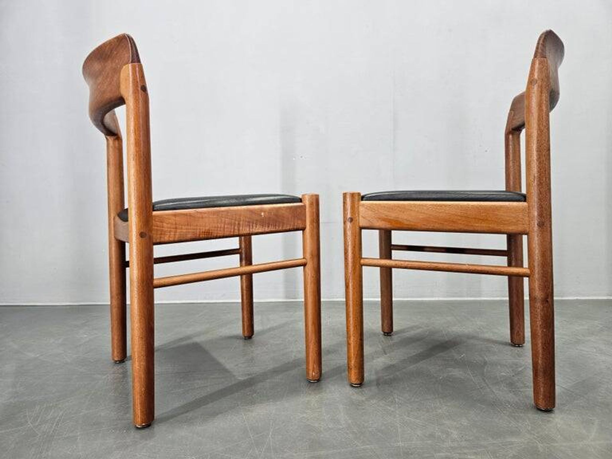 2 chaises Bramin, Danemark années 1960