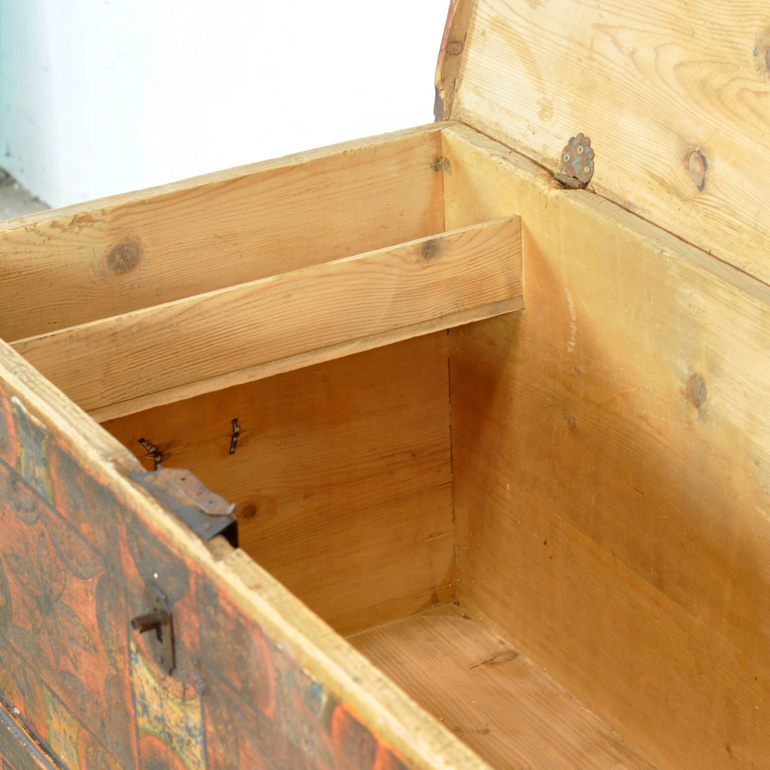Folk art wedding chest, anno 1852