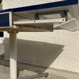 Table vintage bleu