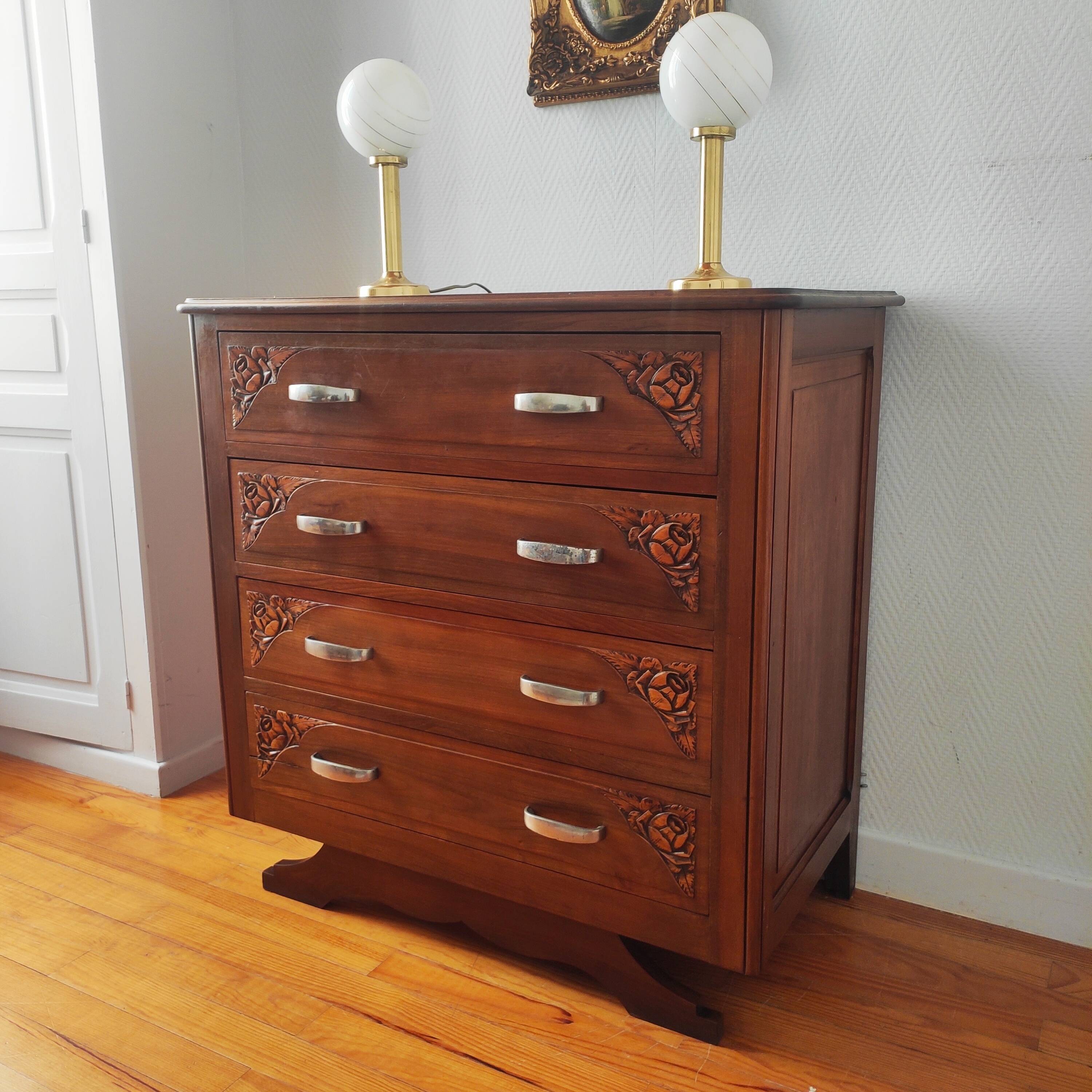 Art Deco chest of drawers in solid walnut
