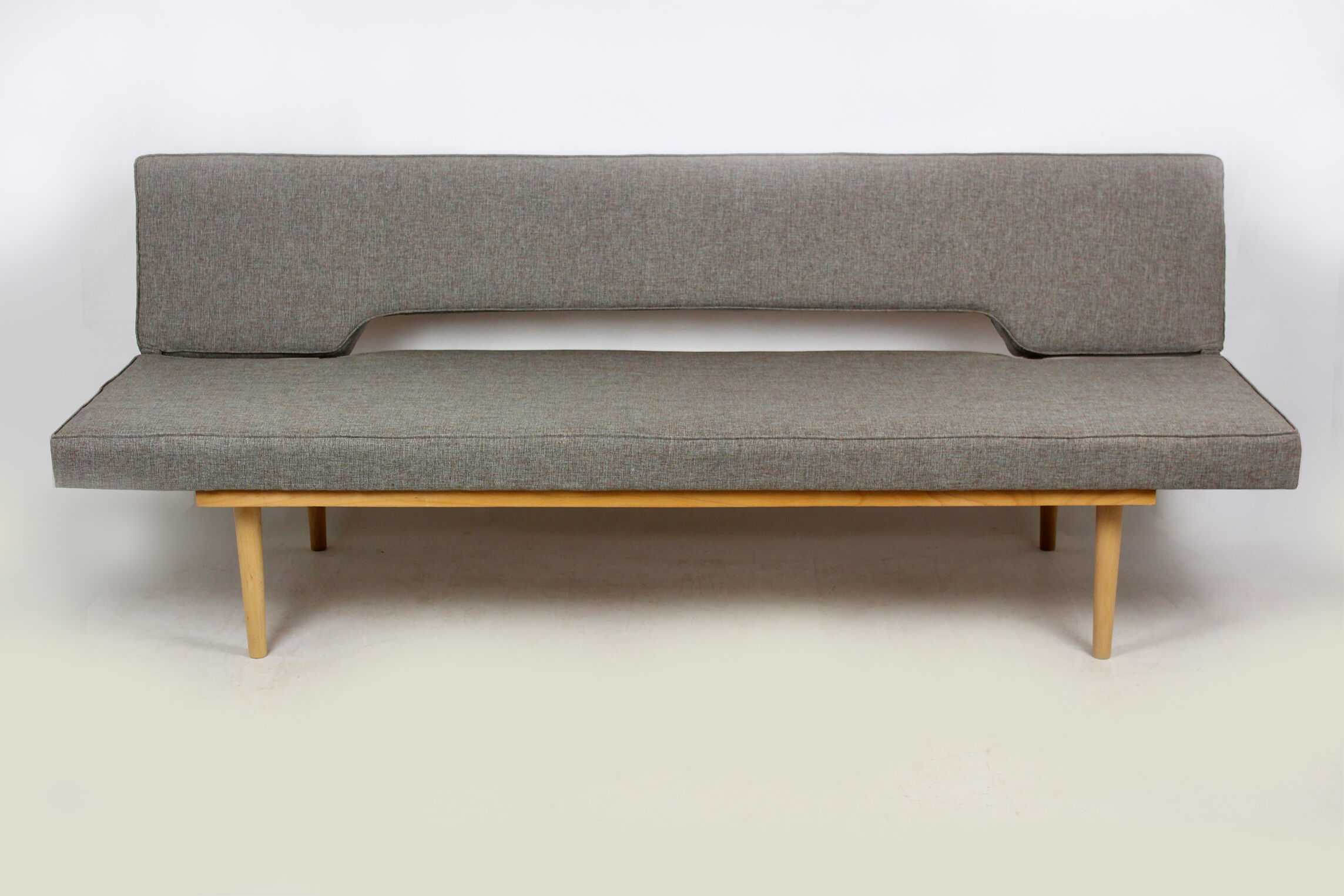 Mid-Century Sofa or Daybed by Miroslav Navratil, 1960s