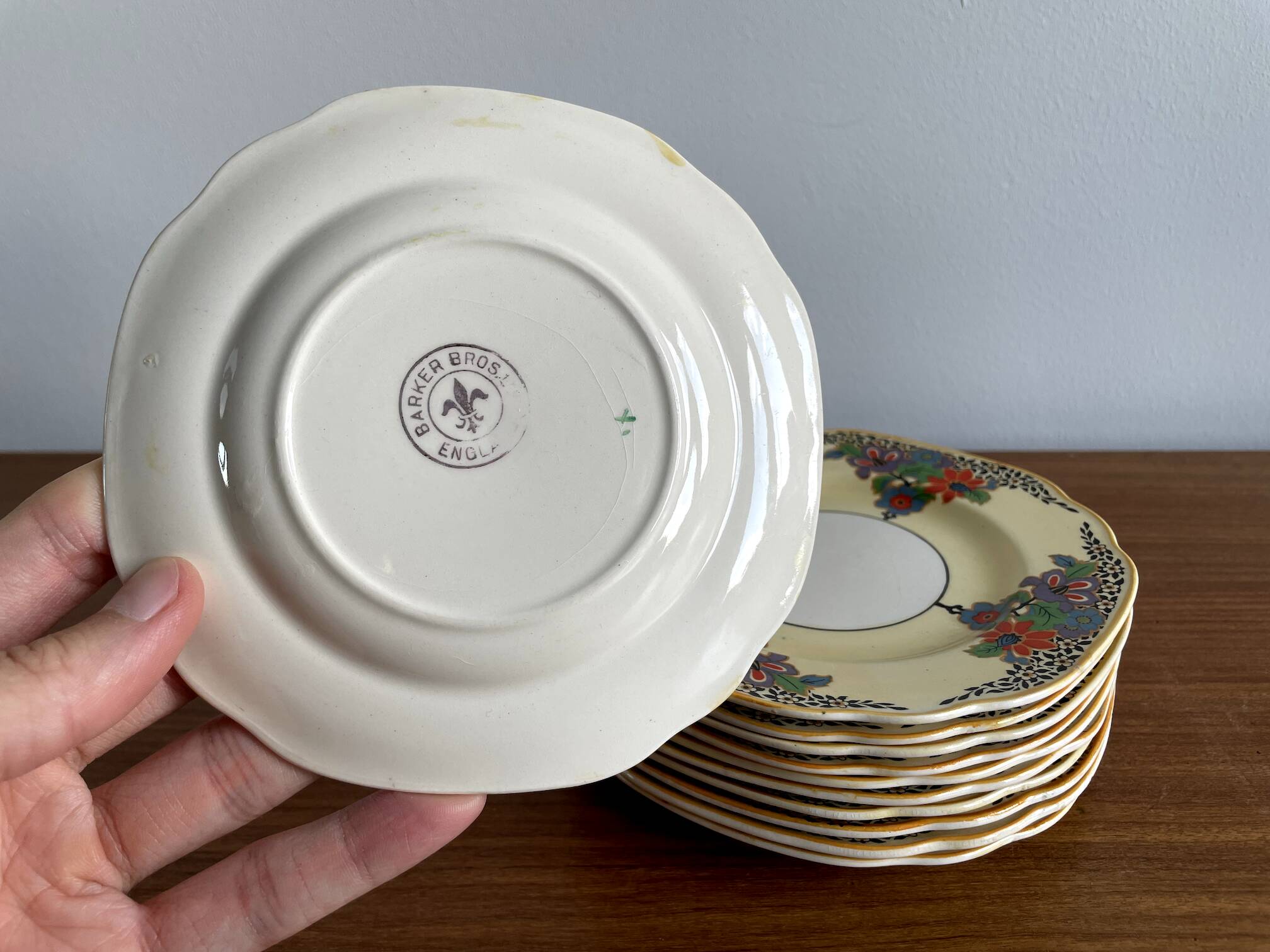 Set of 11 Rare Bread & Butter Plates by Barker Bros Ltd, Sandringham Pattern, Made in 1930-1937