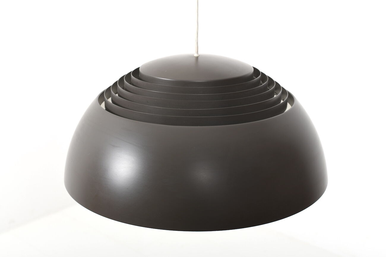 Supension AJ-Pendel par Arne Jacobsen