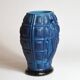 Vase Art Déco "Ingrid" en verre opaque bleu lapis par Henry Schlevogt