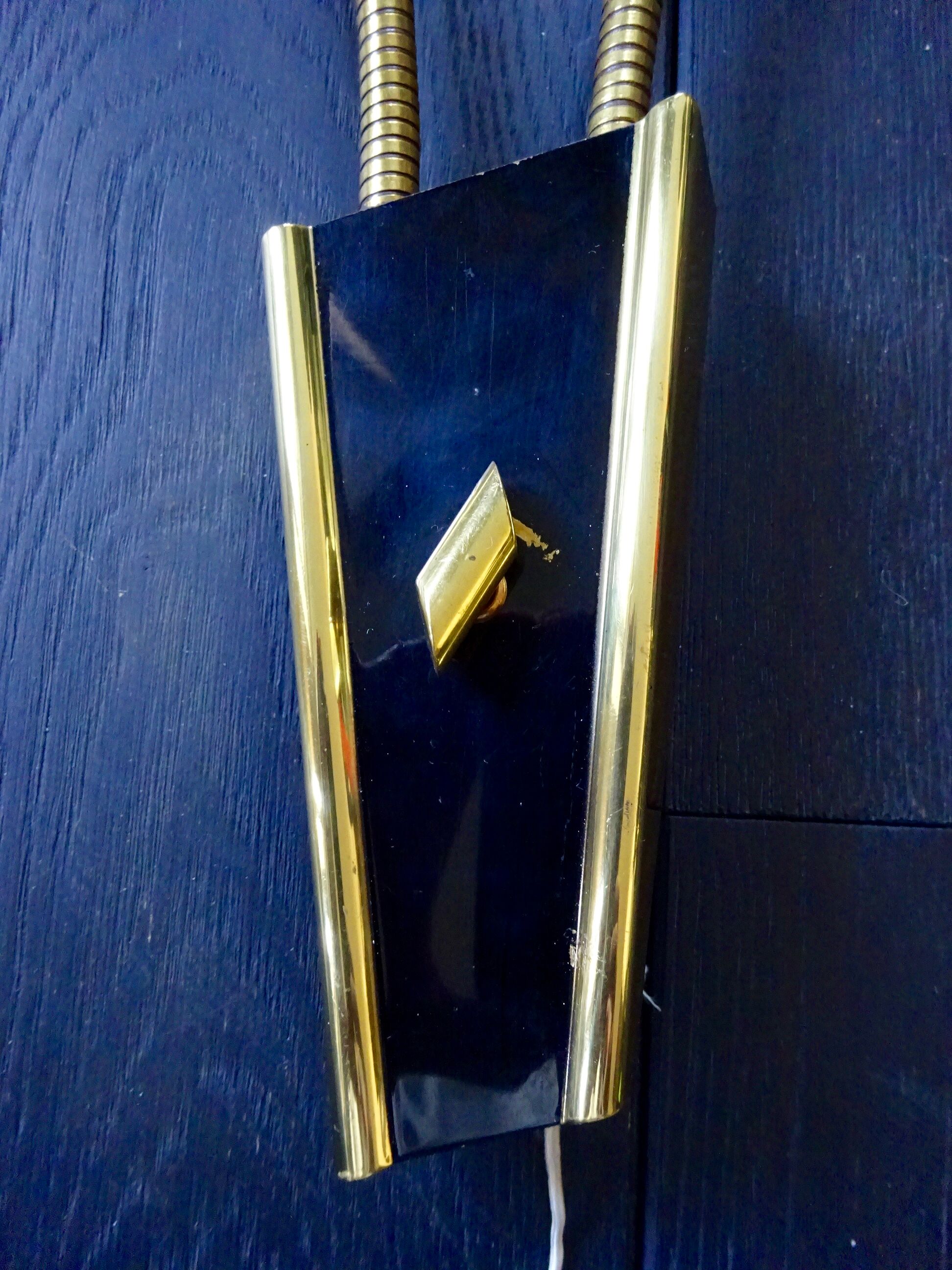 Pair of years 40-50 in brass and glass