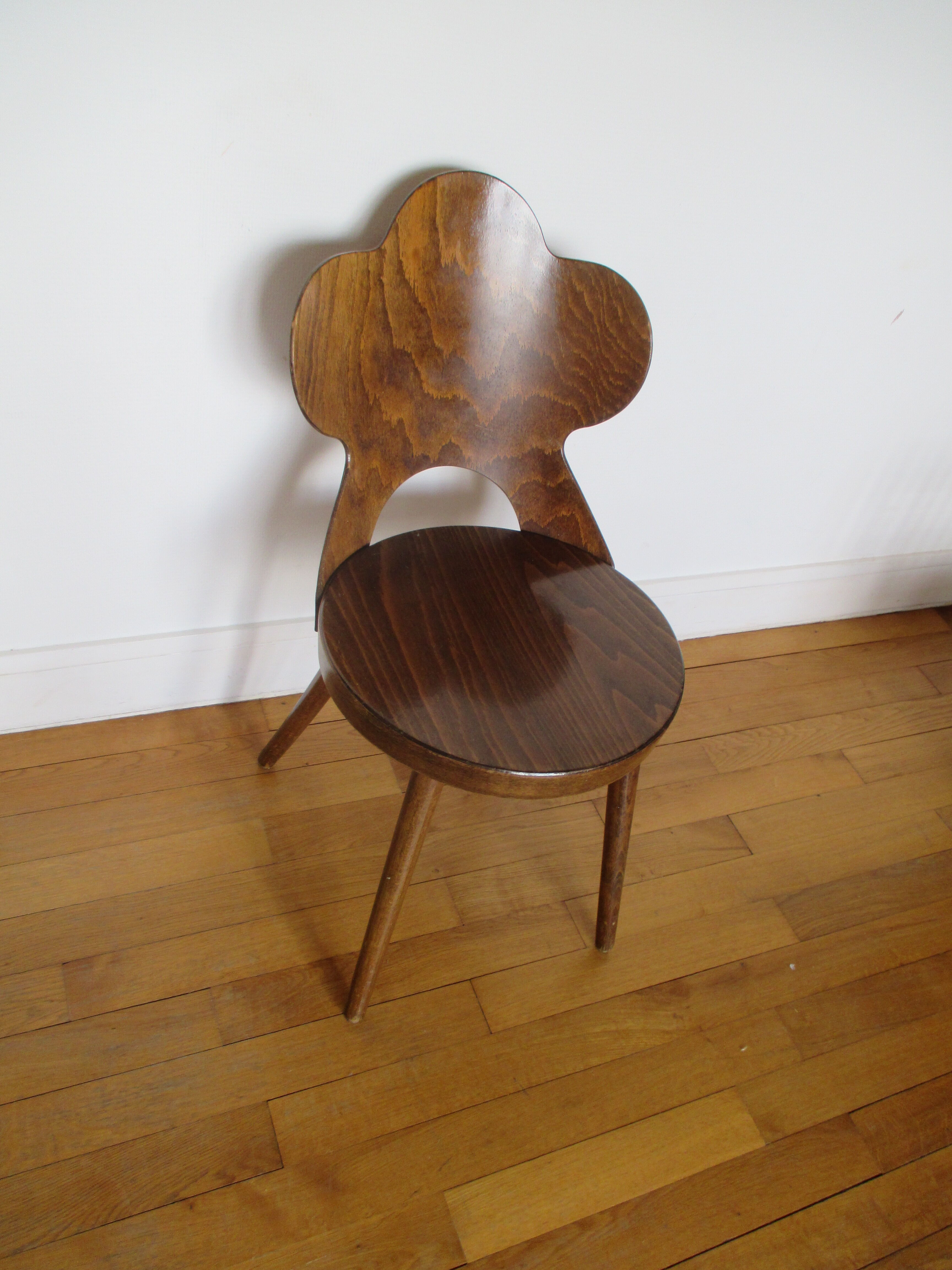 Baumann bistro clover chair