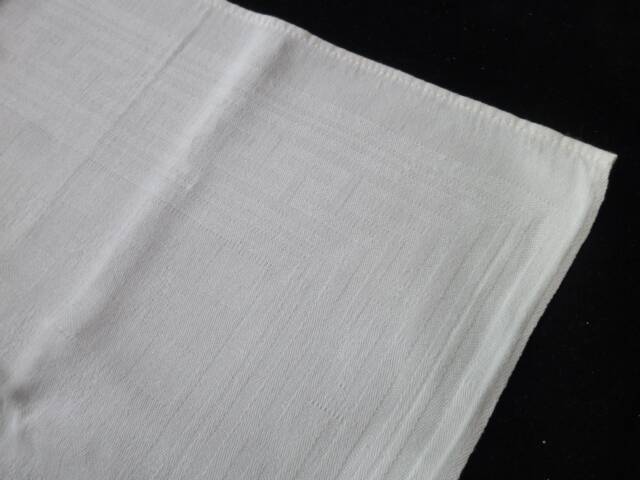 6 White Damask Cotton Napkins 52 x 57 cm
