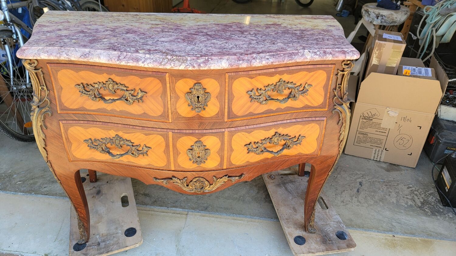 Louis XV style chest of drawers