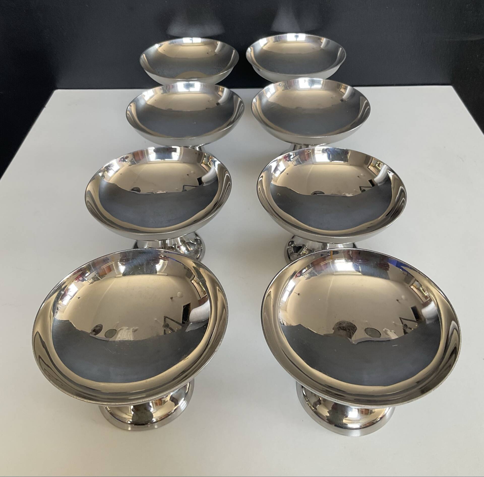 Set of 8 vintage stainless steel ice cream bowls