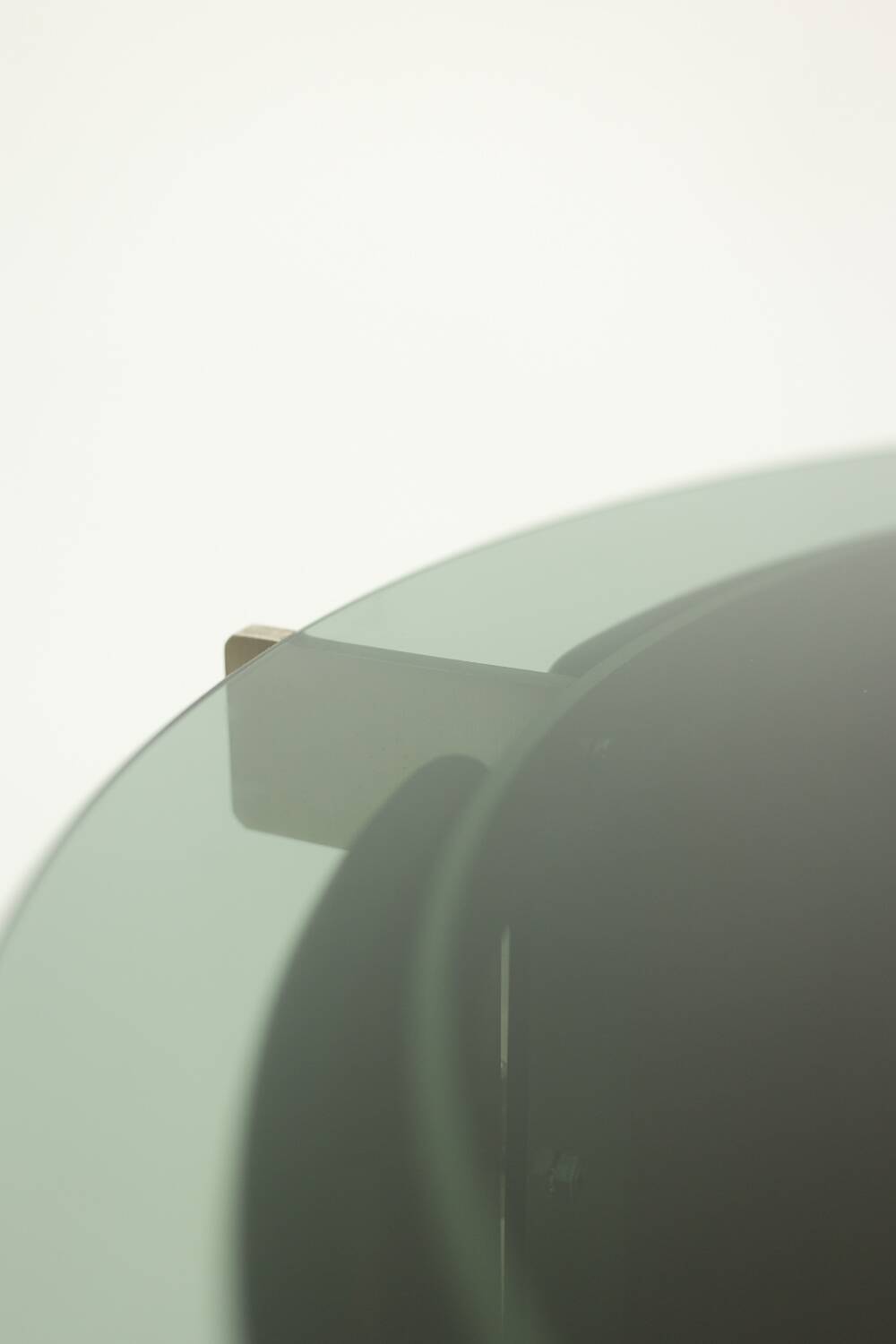 Eugenio Gerli, for Tecno. Round coffee table with integrated bar. Circa 1960.