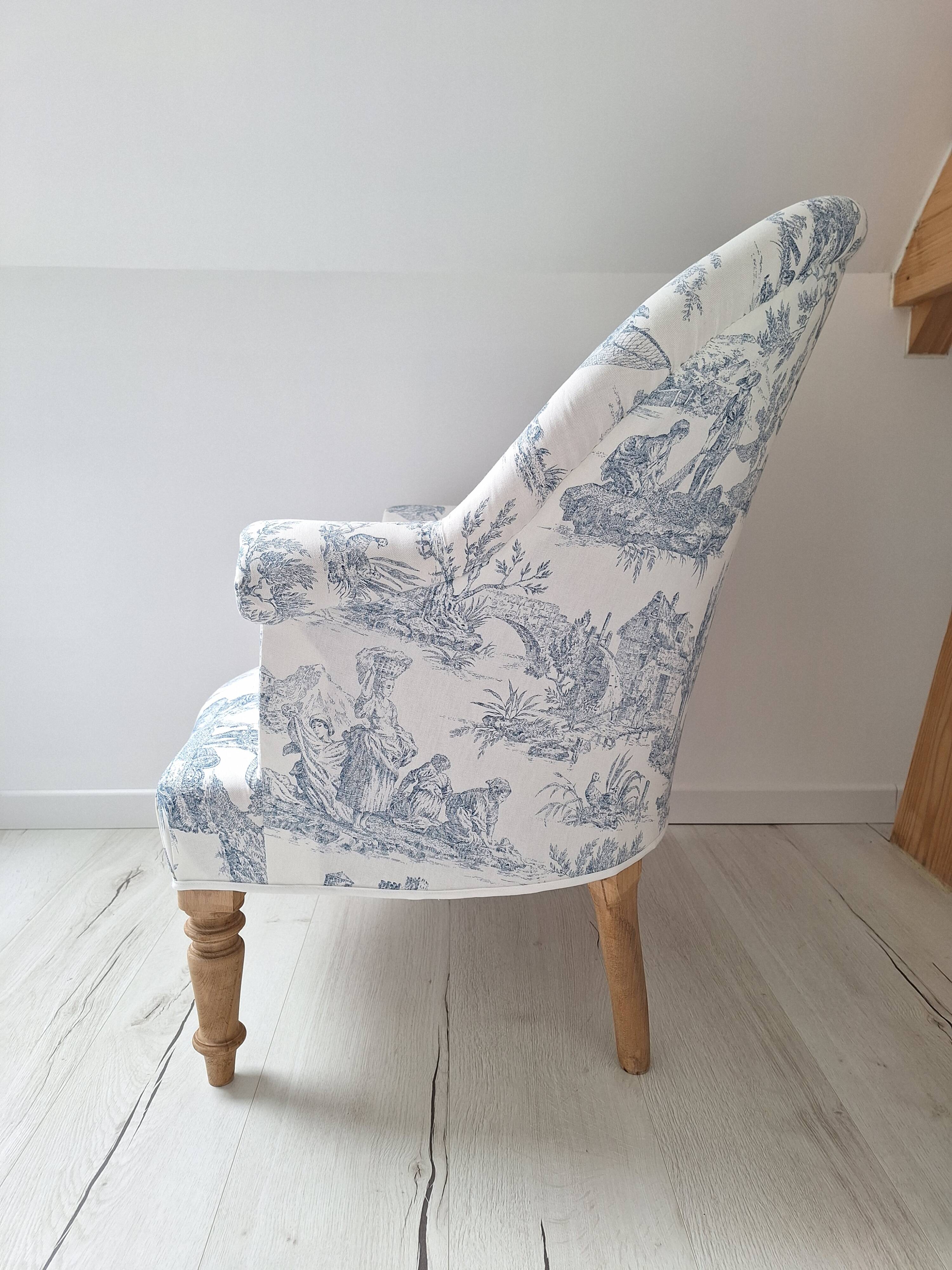 Blue toile de jouy toad armchair