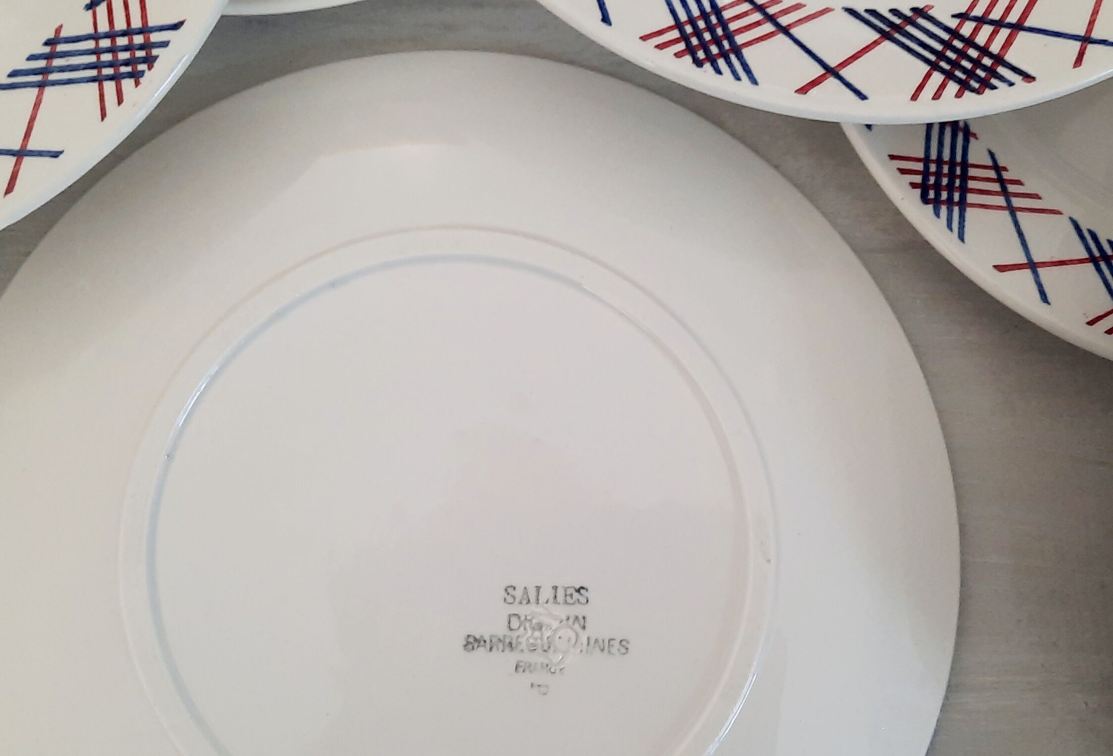 Digoin Sarreguemines earthenware plates Vintage Salies model