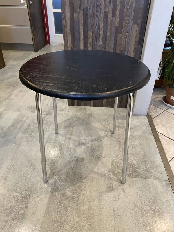 Table d’appoint chrome et skai noir vintage style Bauhaus vintage 1970