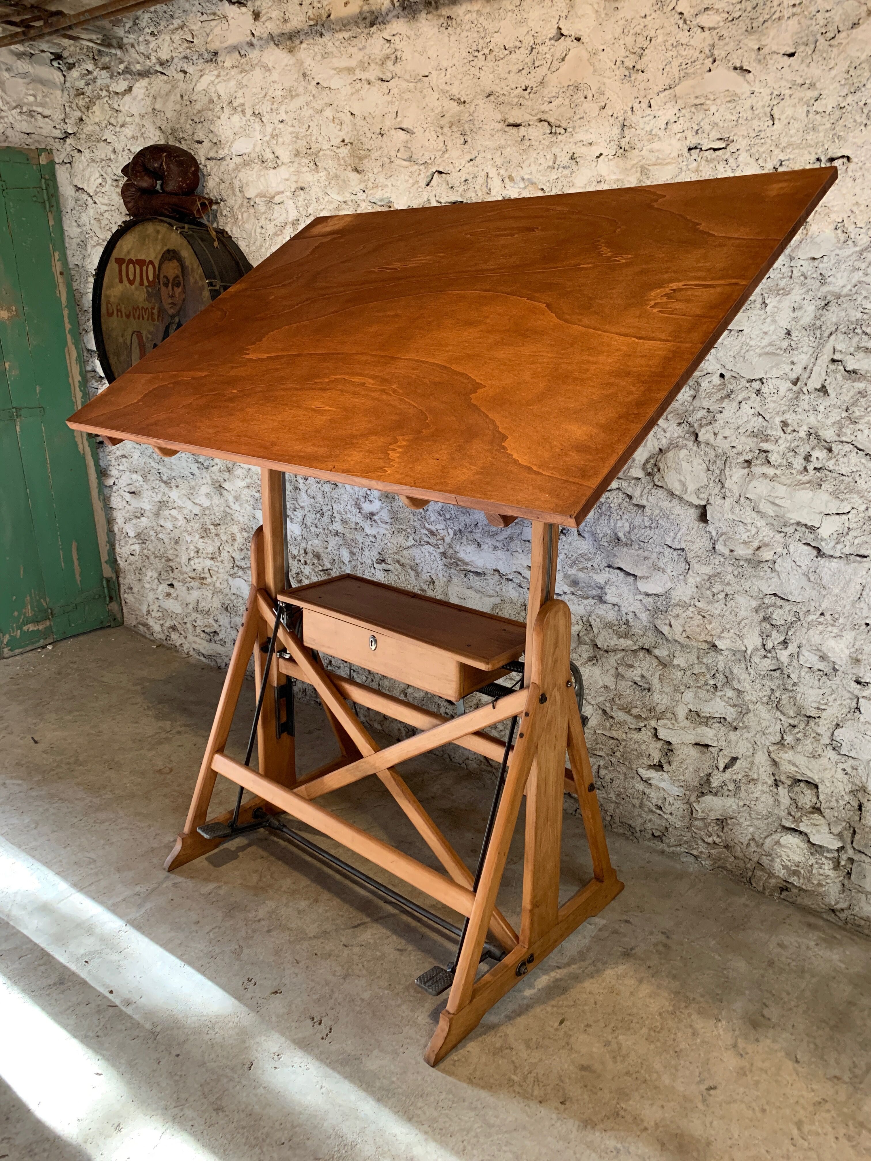 Drawing table of italian architect Sacchi circa 1930