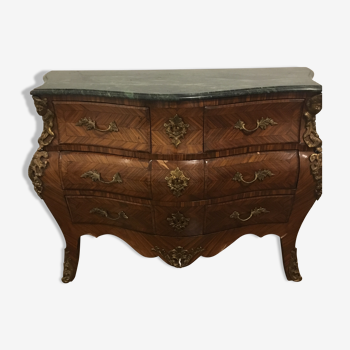 Commode galbée Louis XV