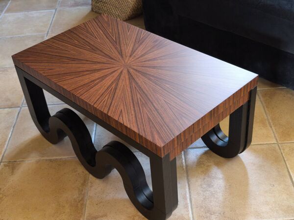 Tables basses gigognes en laque et placage de palissandre