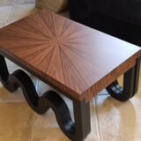 Nest of coffee tables in lacquer and rosewood veneer.