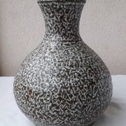 Accolay ceramic vase