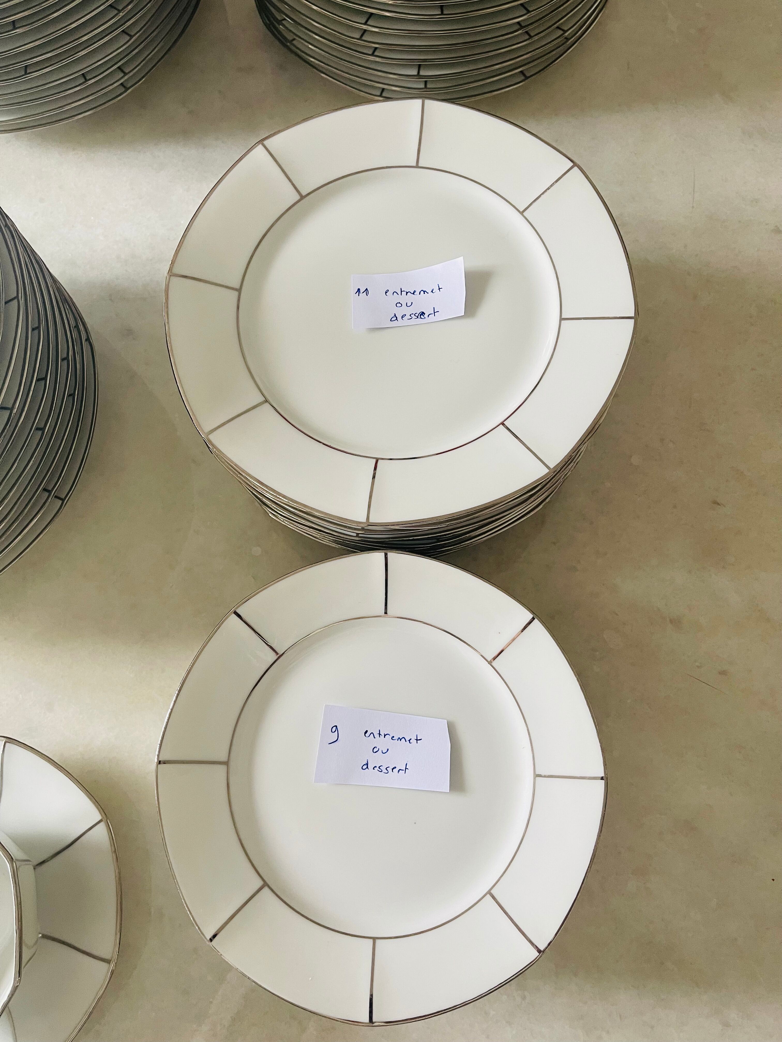 Bernardaud rare table service with platinum pattern art deco