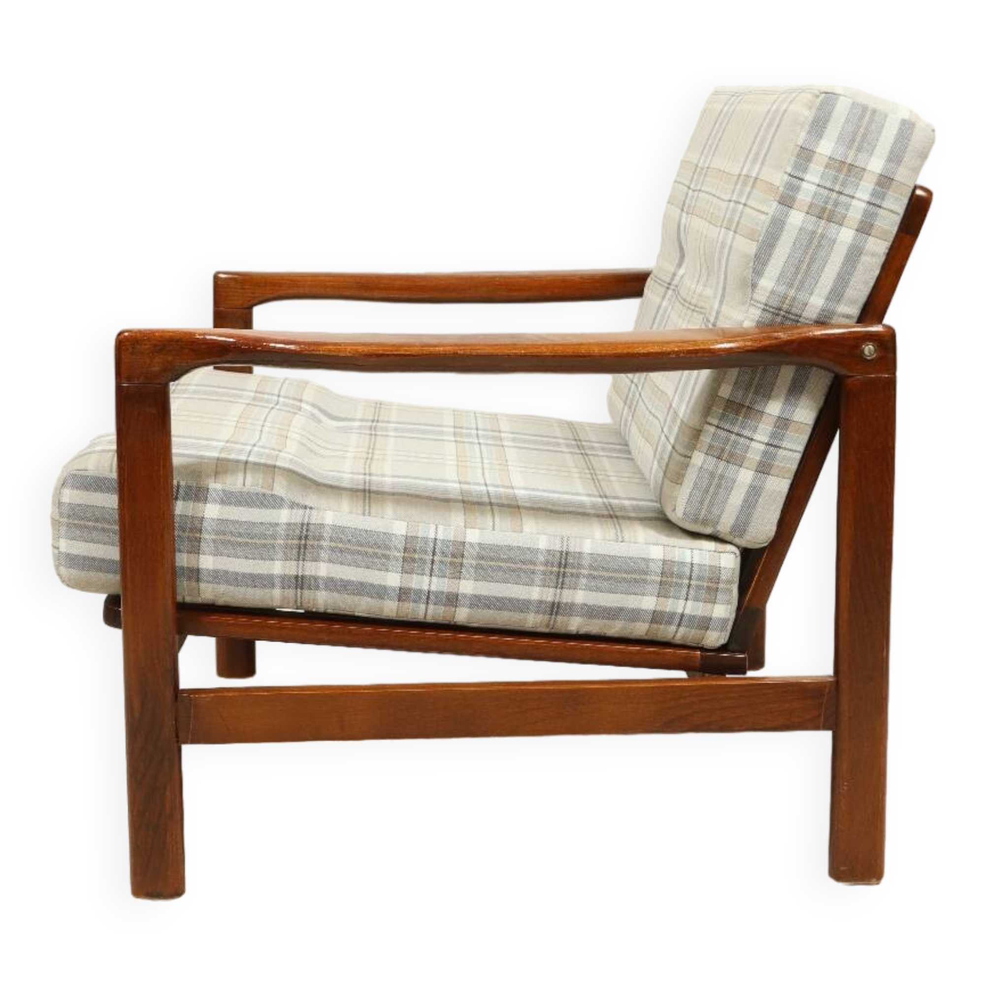 Fauteuil vintage, coussins à carreaux neufs, état d'origine du bois des années 1970