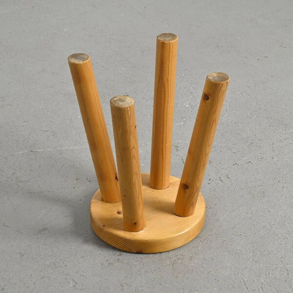 Tabouret par Charlotte Perriand pour les Arcs 1600, vers 1965