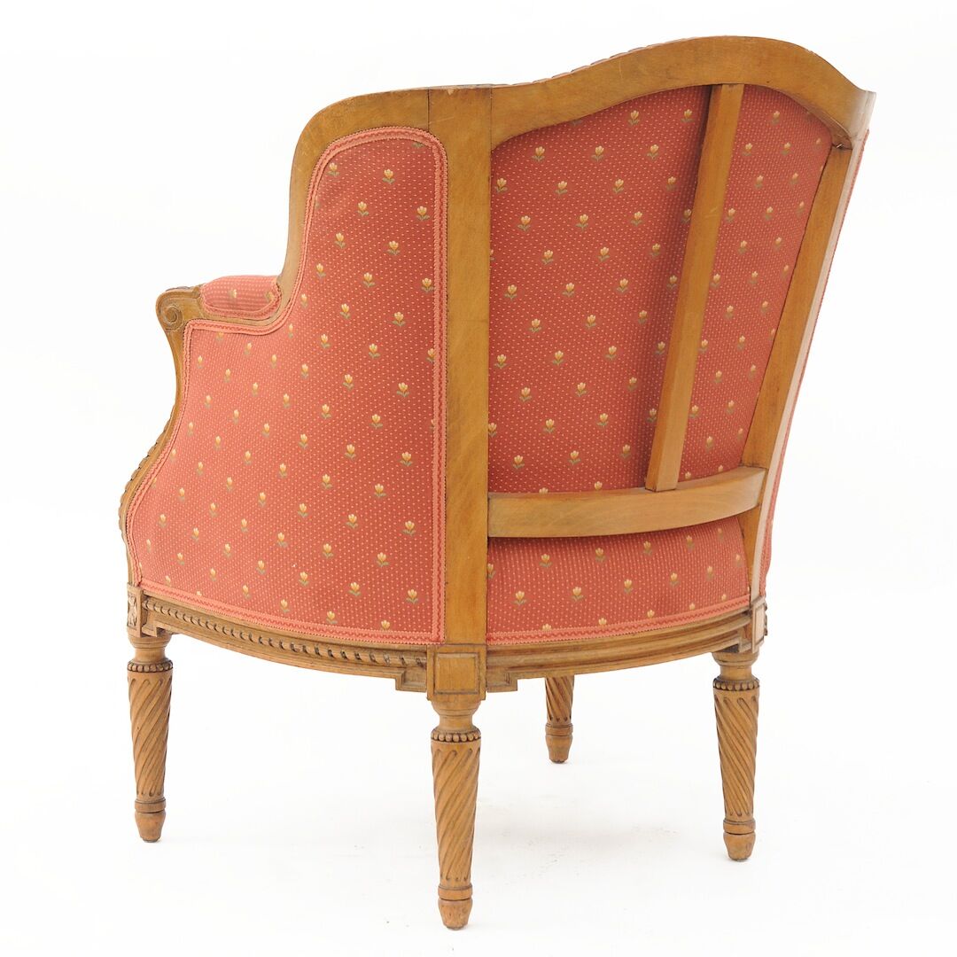 Fauteuil bergère de style Louis XV