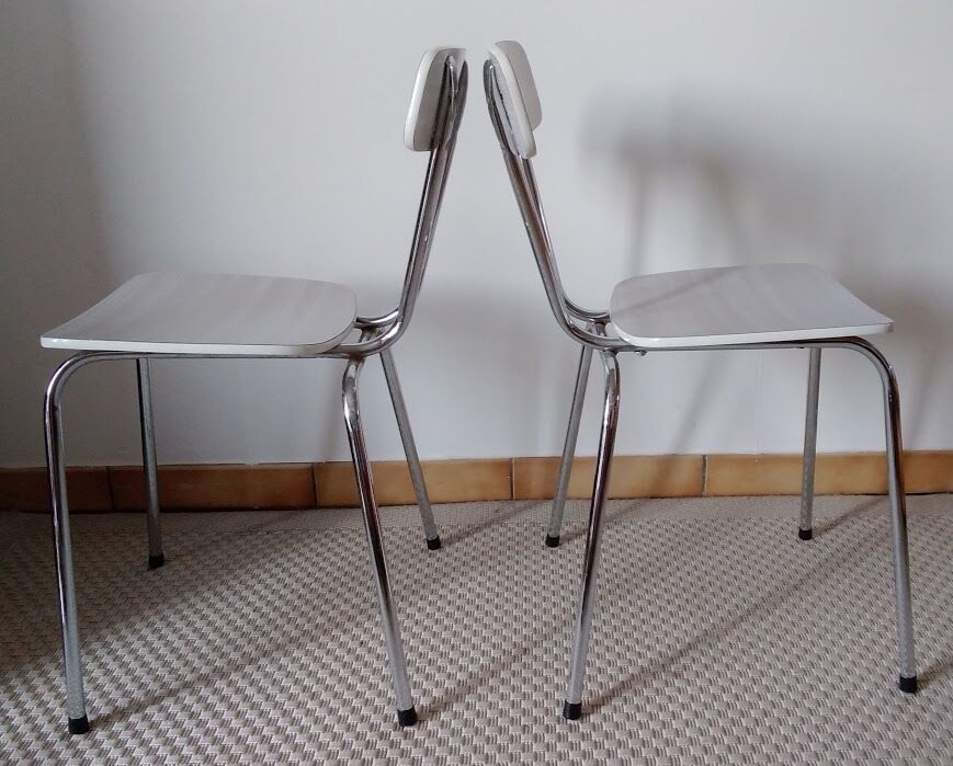 Pair of chairs in formica