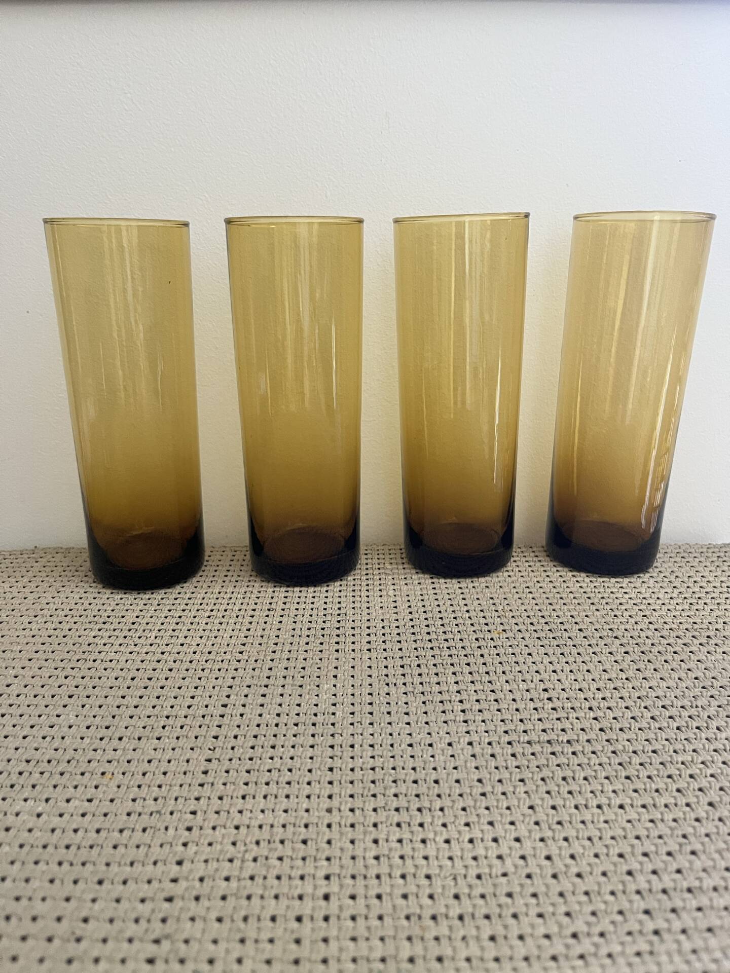 4 verres ambrés