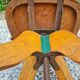 Chaise de bureau pivotante en bois vintage