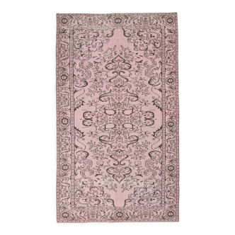 Dusty pink vintage turkish rug