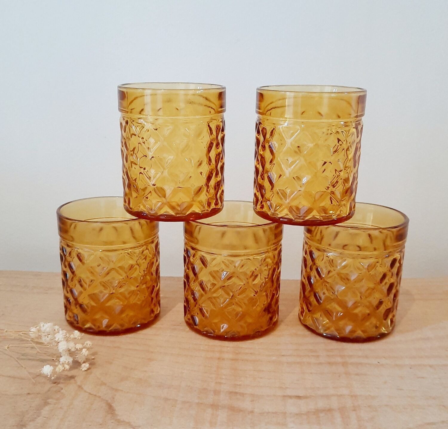Amber glass