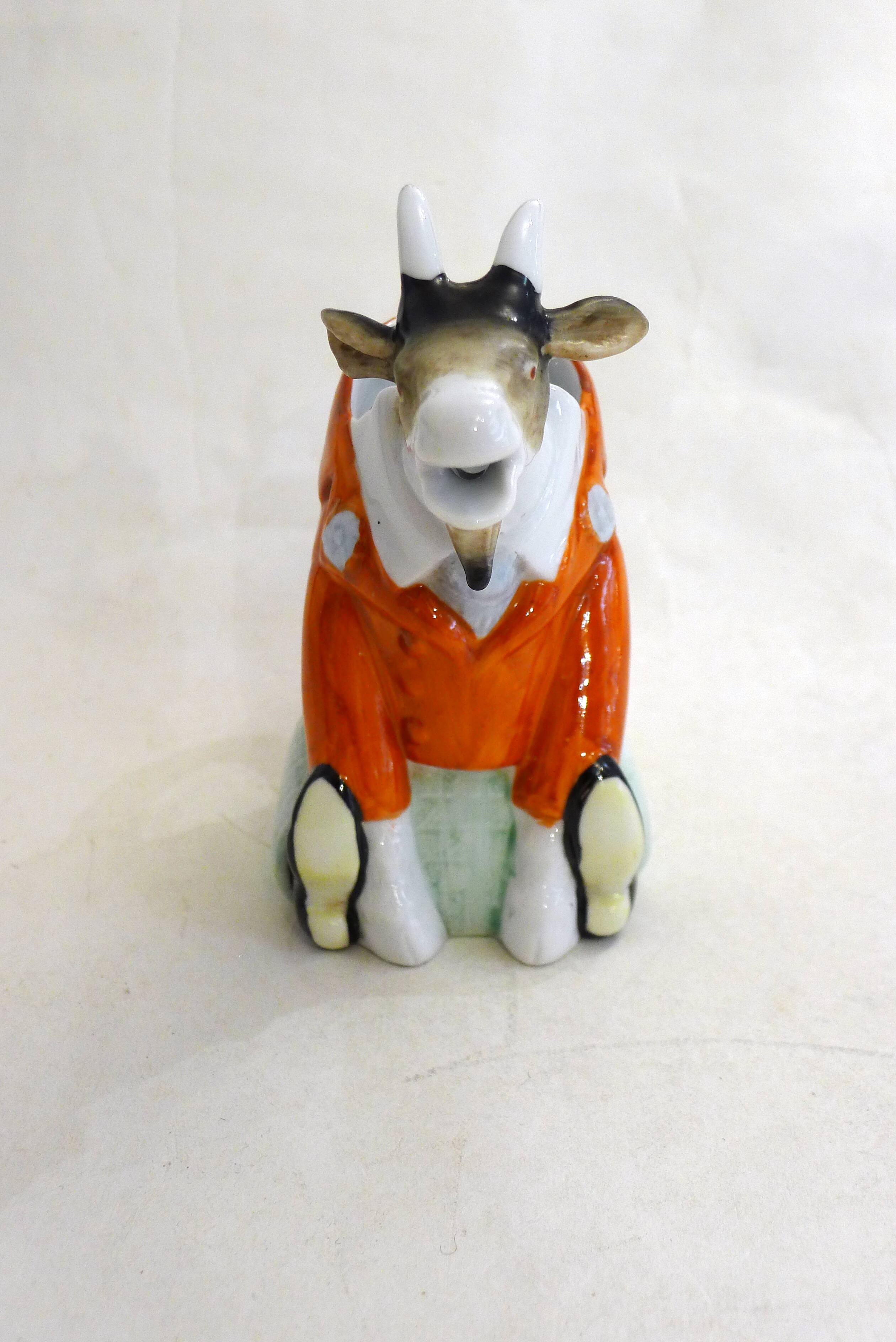 Petit pichet verseuse Chèvre en porcelaine allemande 1920'