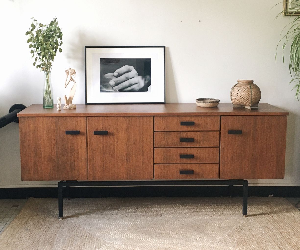 Sideboard