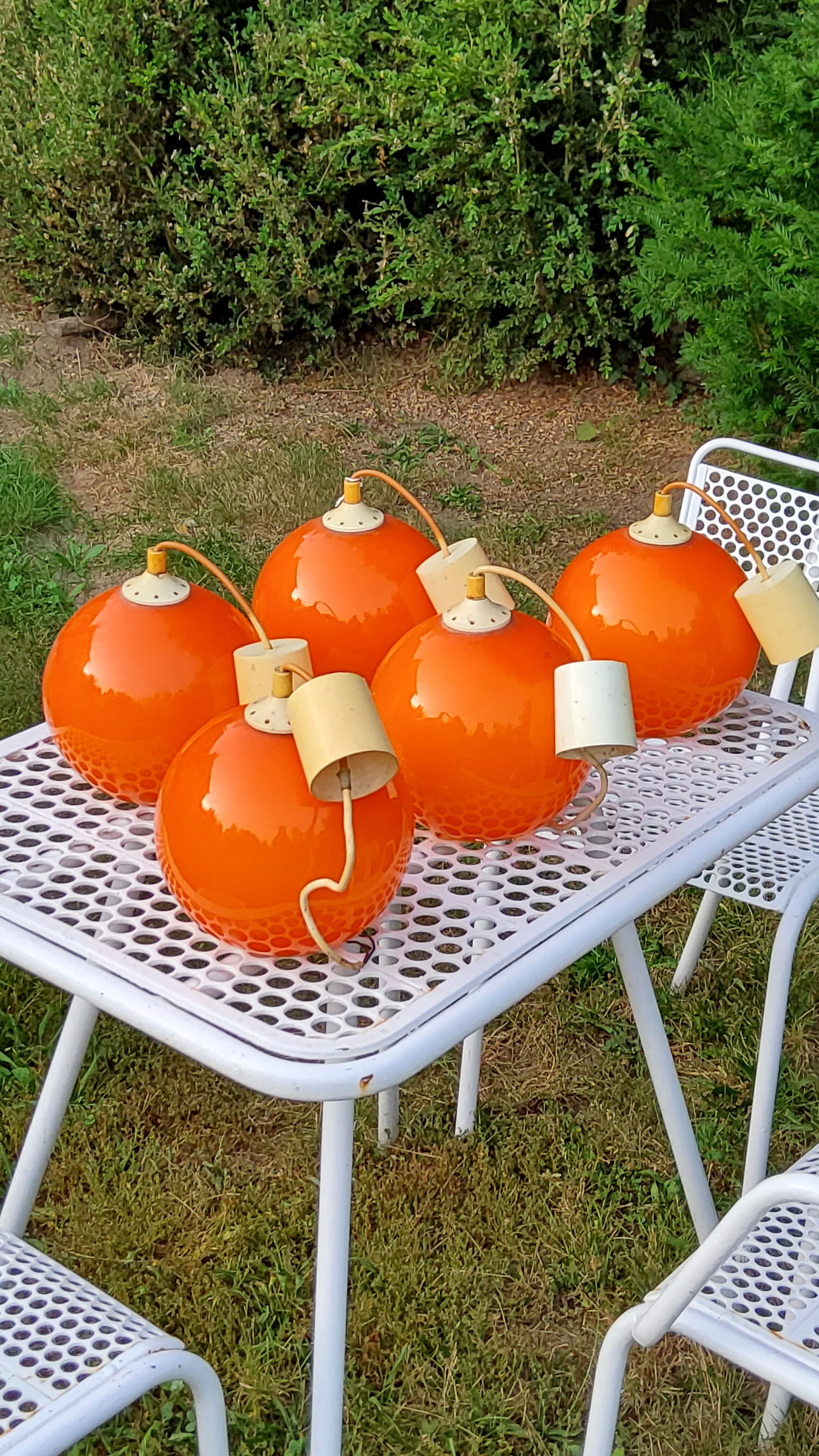 Set of 5 orange glass ball pendants from the 70s