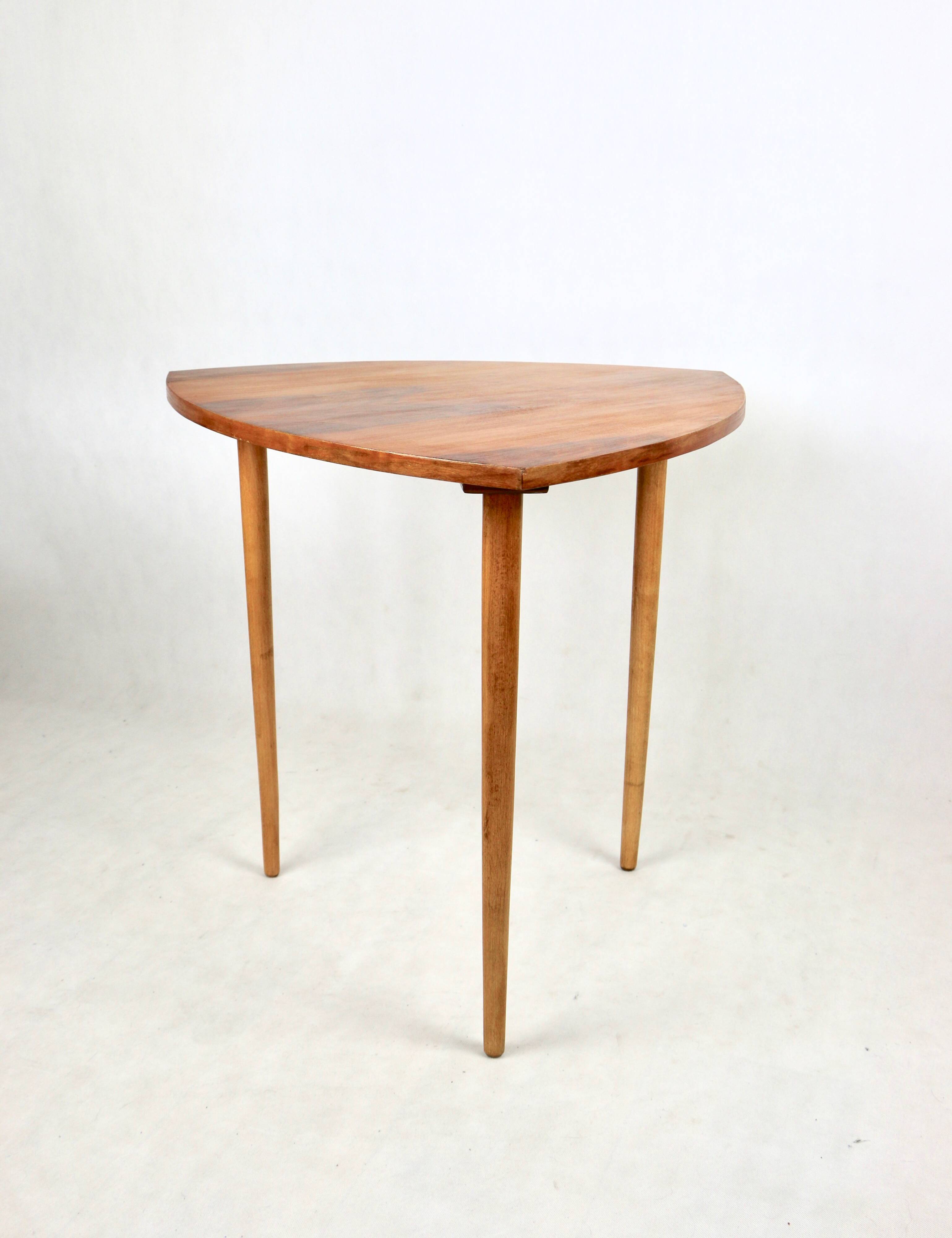 Polish leaf-shaped coffee table console from the 70s