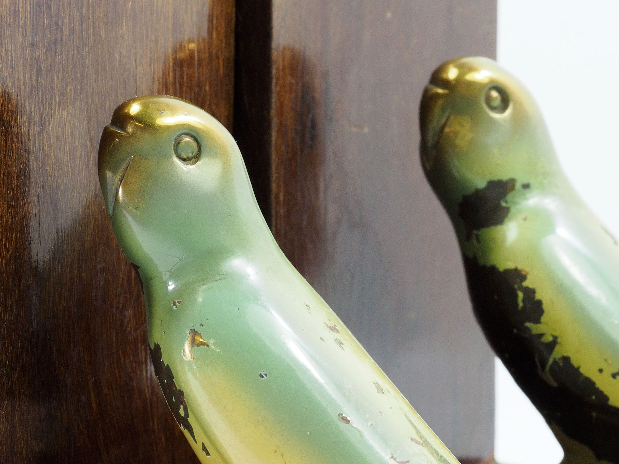 Paire de serre-livres en bronze peints -1930