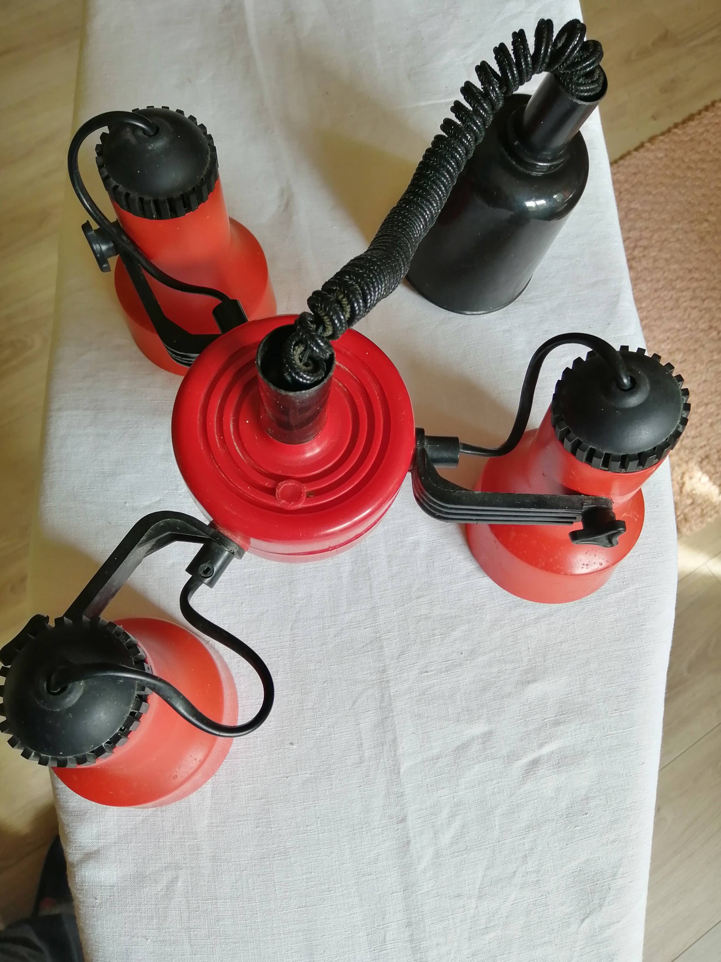 Suspension années 70 métal et plastique