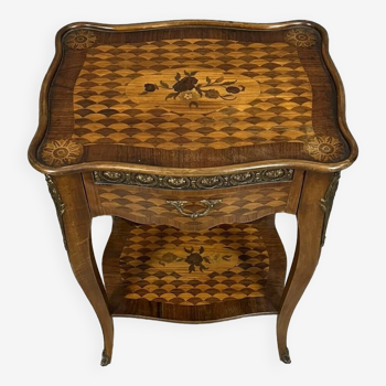 Table d'apparat de style Louis XV en marqueterie de bois nobles