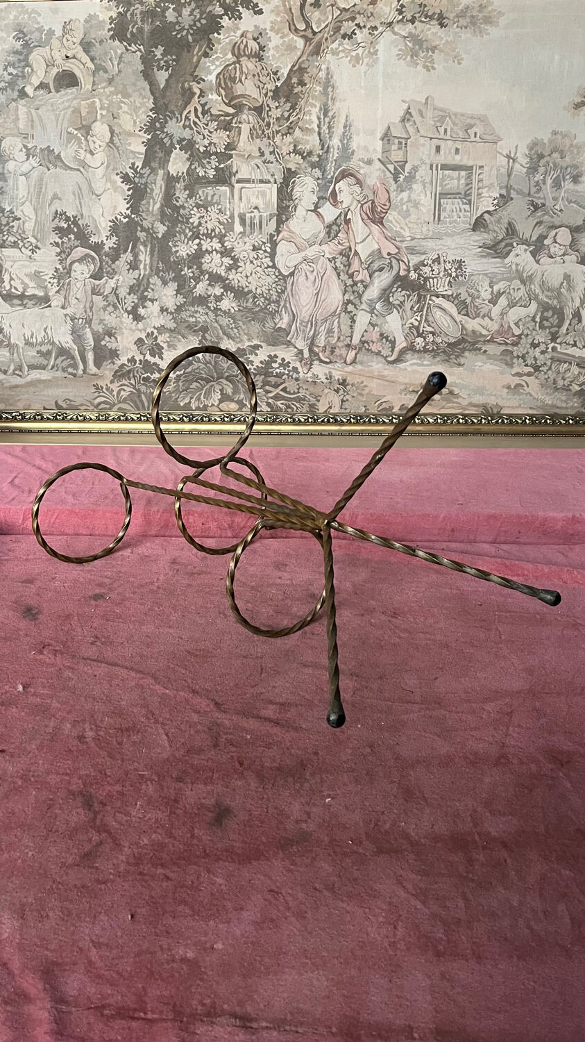 Plant holder 4 twisted iron pots