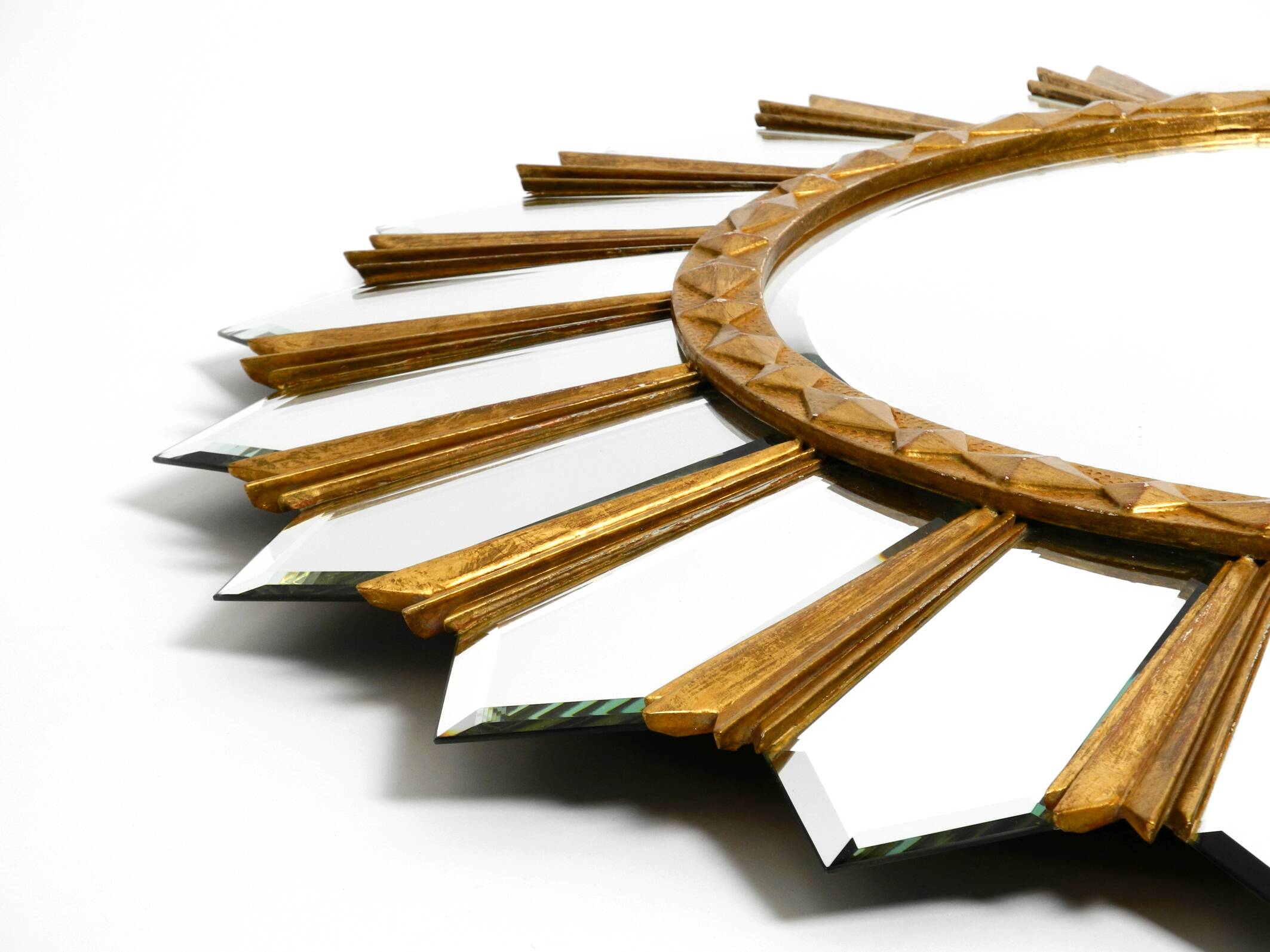 Large gilded Italian XXL Regency Sunburst Wall Mirror | diameter 93 cm