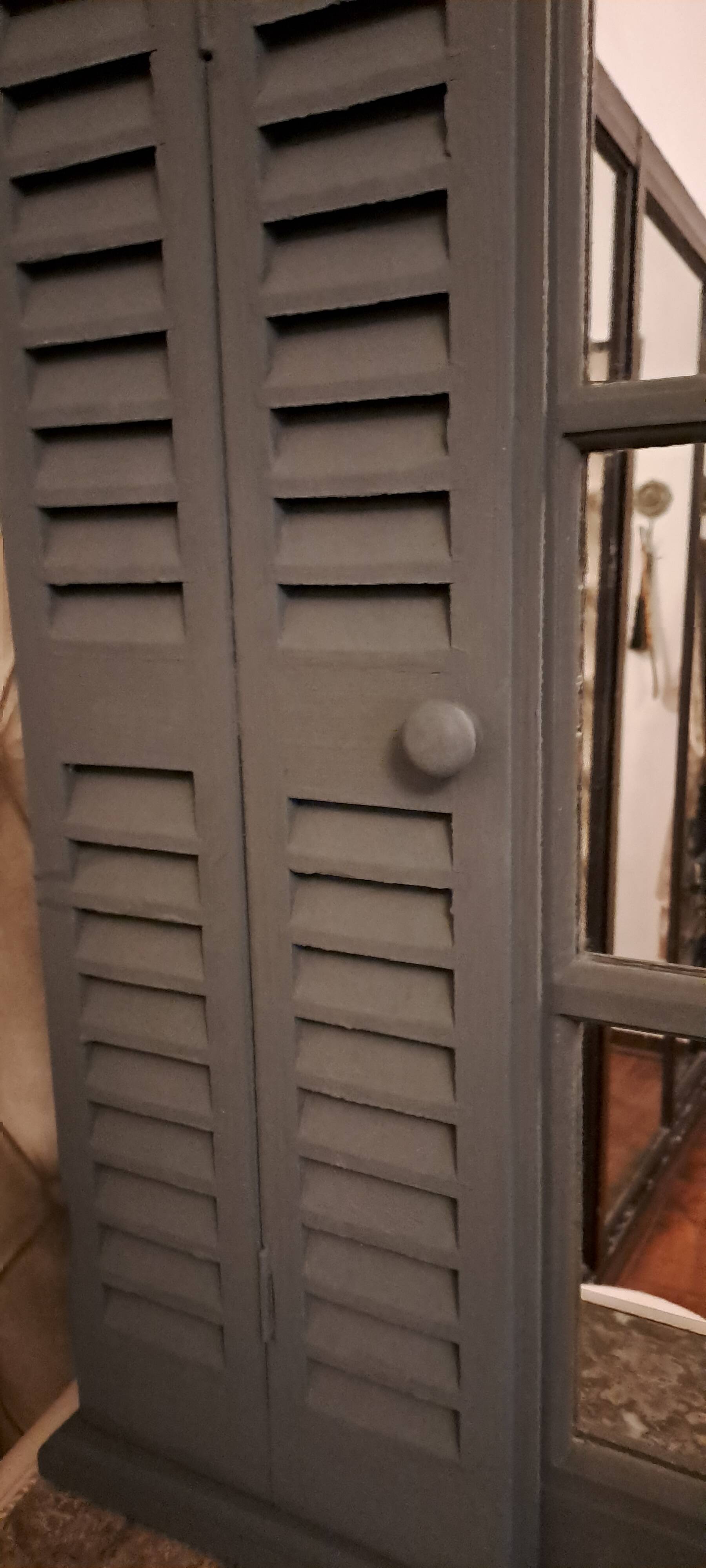 Dark grey wooden trompe l'oeil shutter mirror 1990 / wall decoration object Shutter-style mirror