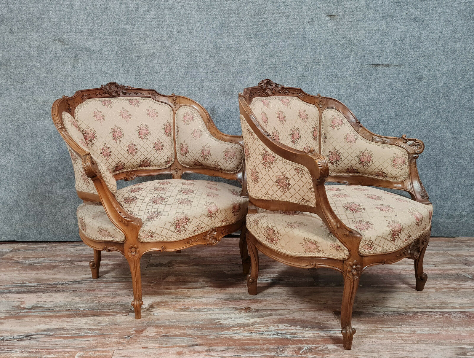 Pair of chairs cabriolets Louis XV rockery walnut rockery