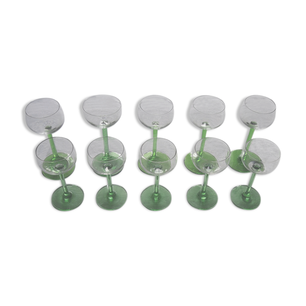 Set de 10 anciens verres à vin blanc d’Alsace