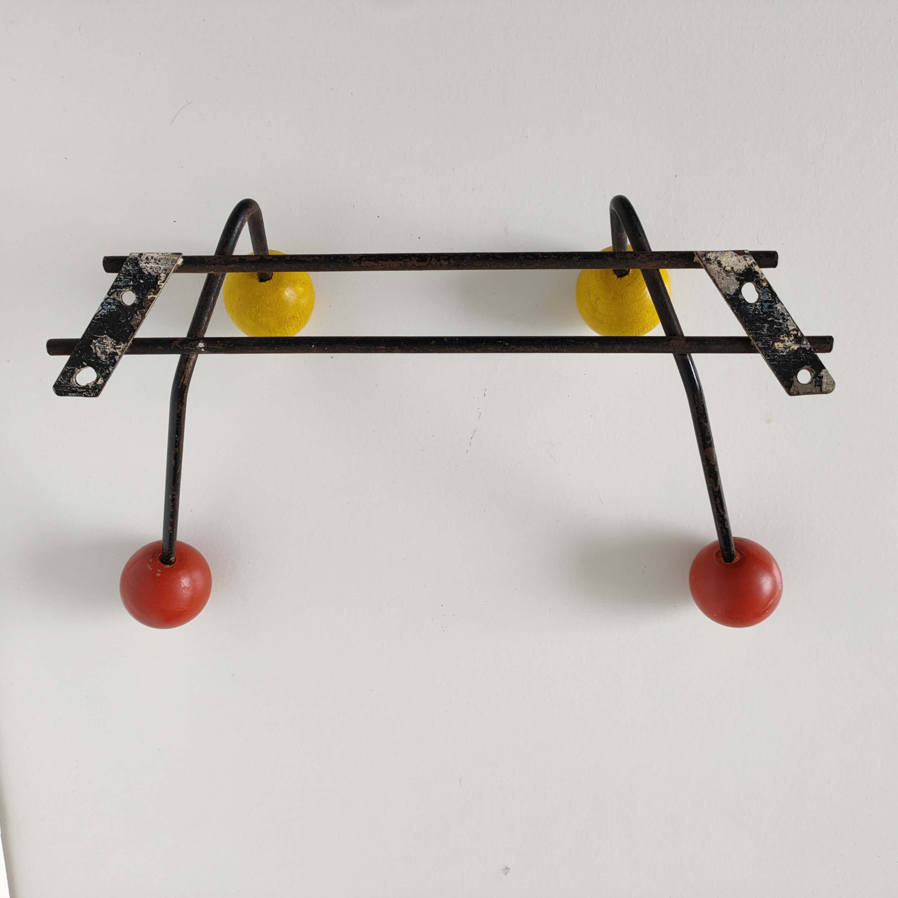 Coat rack 4 patères balls colors 1950