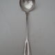 Ancienne louche argentée décor classique  de  33cm
