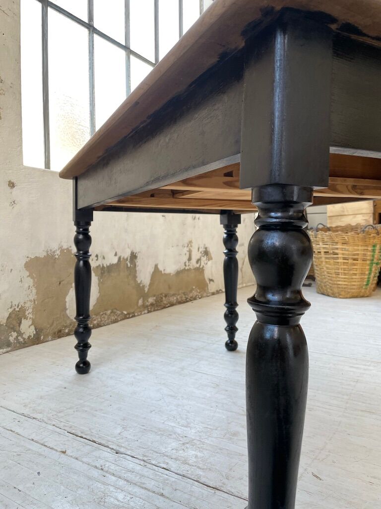 Farm bistro table in oak