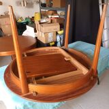 Vintage round extendable table