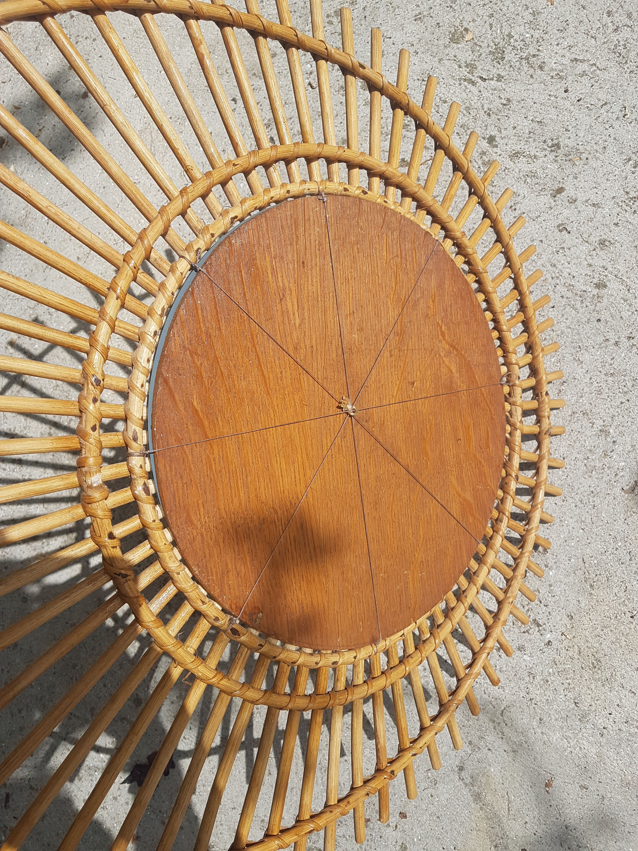 Rattan mirror 68x60cm